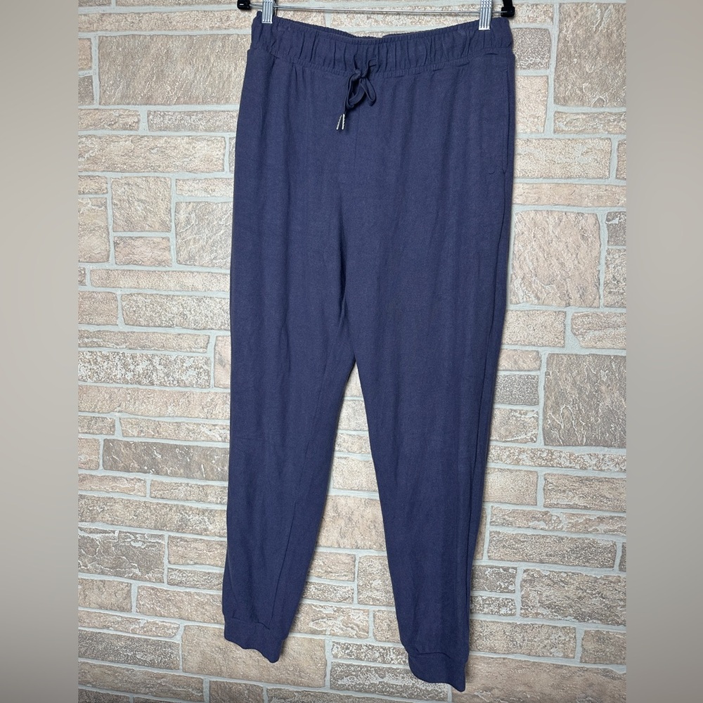 NWOT by UGG jogger sweatpants with pockets